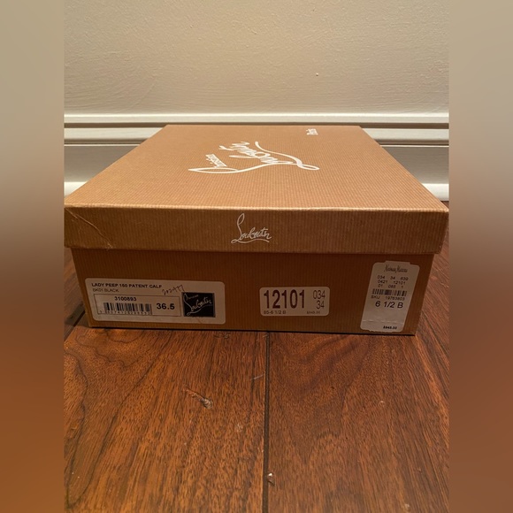 Christian Louboutin Lady Peep - Picture 9 of 9